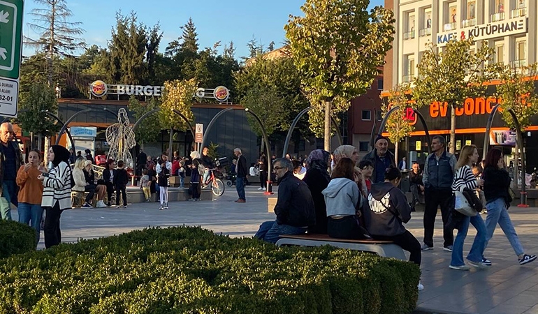 Bolu’da korkutan deprem