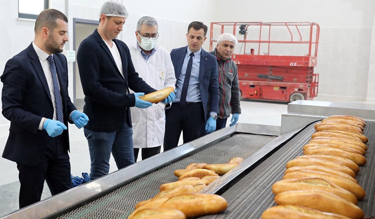 Çerkezköy Belediyesi devreye girdi… Ekmek neredeyse yarı fiyatına