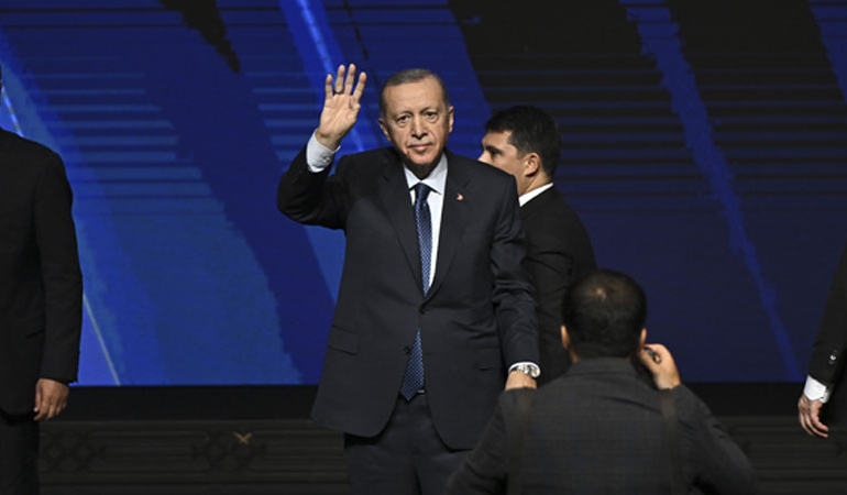 Damadı ziyaret etmişti… Erdoğan, ABD gemisi hakkında konuştu: Ne işi var orada?