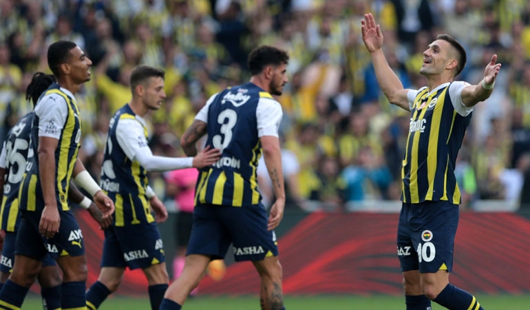 Fenerbahçe durdurulamıyor! Pendik’te farklı galibiyet