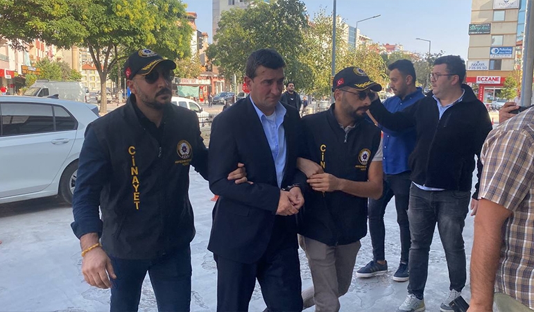 İlahiyat fakültesindeki kanlı kavga: Profesörü vuran kişinin ifadesi ortaya çıktı