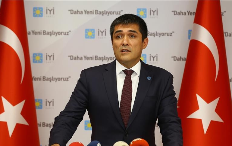 ‘Ya istifa edin ya genel merkez alacak’