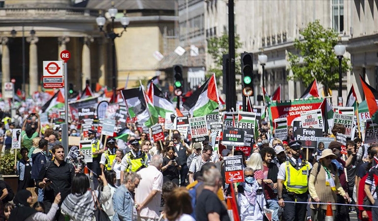 Londra’da Filistinlilere destek eylemine ‘gözaltı’ tehdidi