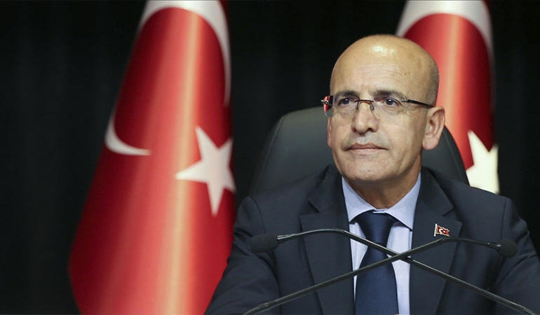 Bakan Şimşek duyurdu: Vergi işlemleri ve akaryakıt alımlarında yeni dönem