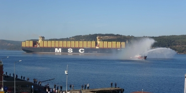 msc-turkiye-canakkale-bogazindan-gecti_2769_dhaphoto1