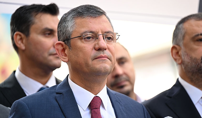 Özgür Özel, delegelere seslendi: Bazı ithamlarda bulunuluyor