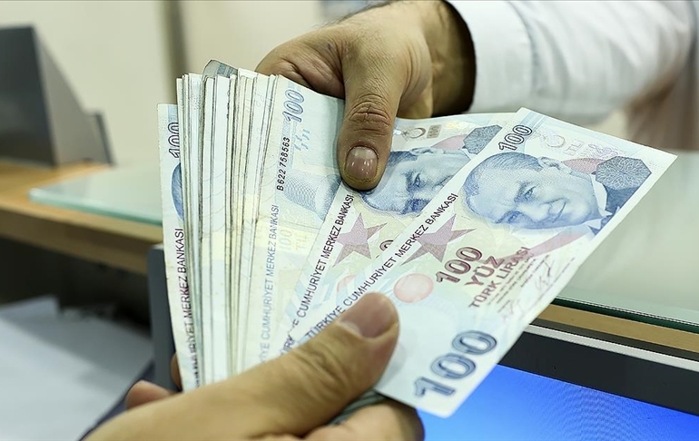 Asgari ücret ve emekli maaşında zam ne kadar olacak? AKP’nin beklentisi belli oldu