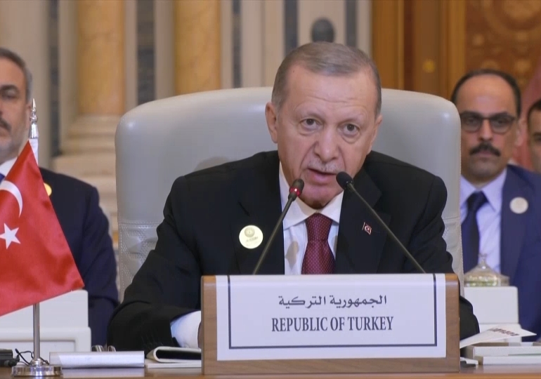 Cumhurbaşkanı Erdoğan, Riyad'daki İslam Zirvesi'nde konuştu (DHA)