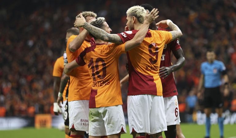 Galatasaray milli aradan farklı döndü