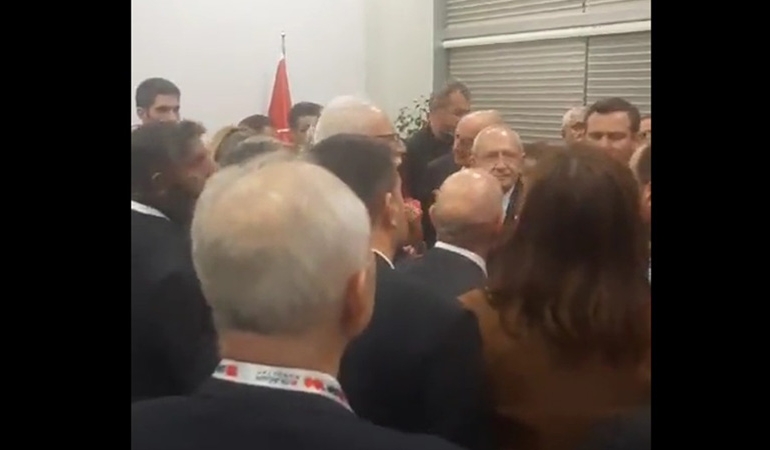 Kongre gecesi neler yaşandı? ‘Kılıçdaroğlu’nu alıp içeri sürüklediler’