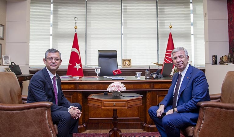 Özgür Özel, Mansur Yavaş ile görüştü