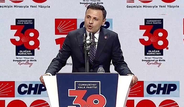 CHP’den Yargıtay üyelerine Anayasa kitapçığı… ‘Oturma eylemi başlatacağız’