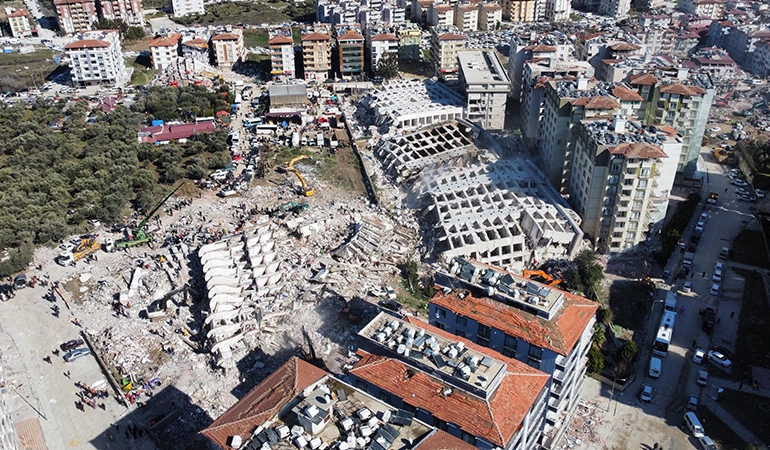 Rönesans Sitesi’nin sorumlularından 4 kişi daha tutuklandı