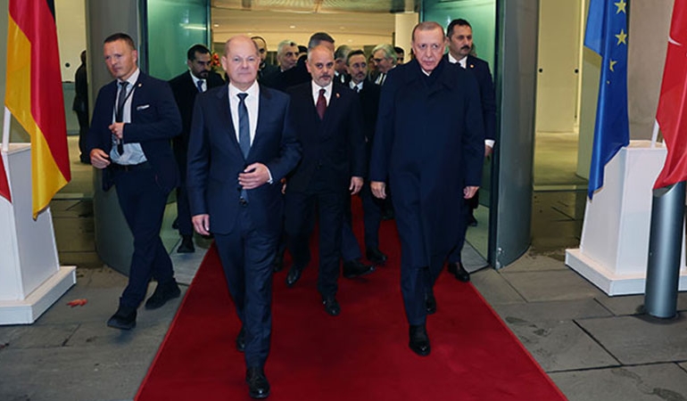 Alman basını yazdı… Scholz’tan Erdoğan’a ‘sığınmacıları geri al’ çağrısı