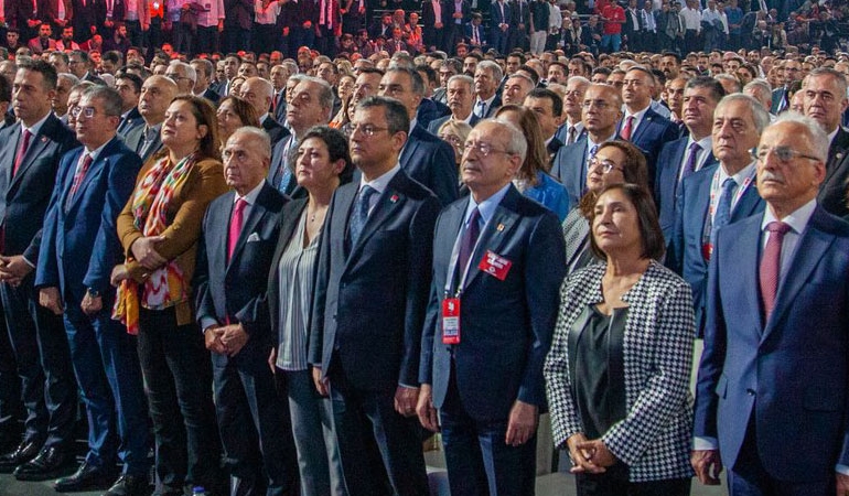 CHP Kurultayı’nda sonuç bildirgesi kabul edildi: AB’ye tam üyelik…