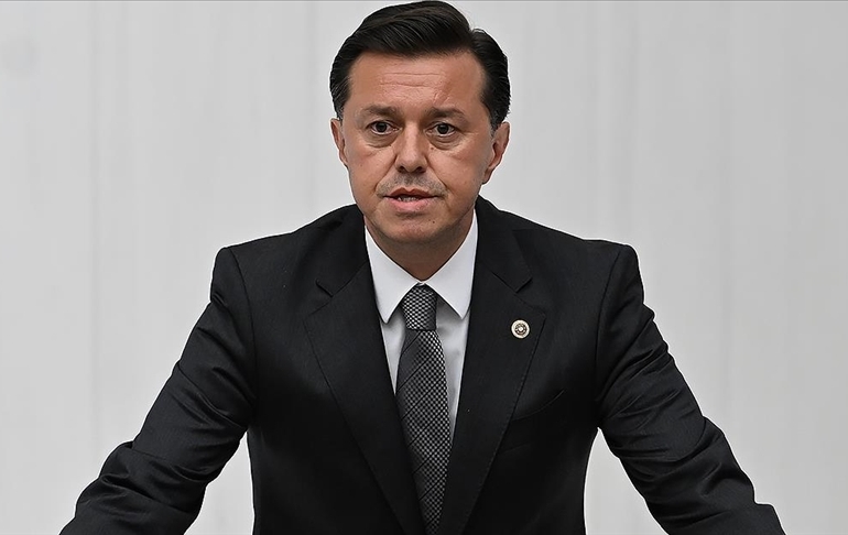 İYİ Partili vekil AKP’ye geçiyor