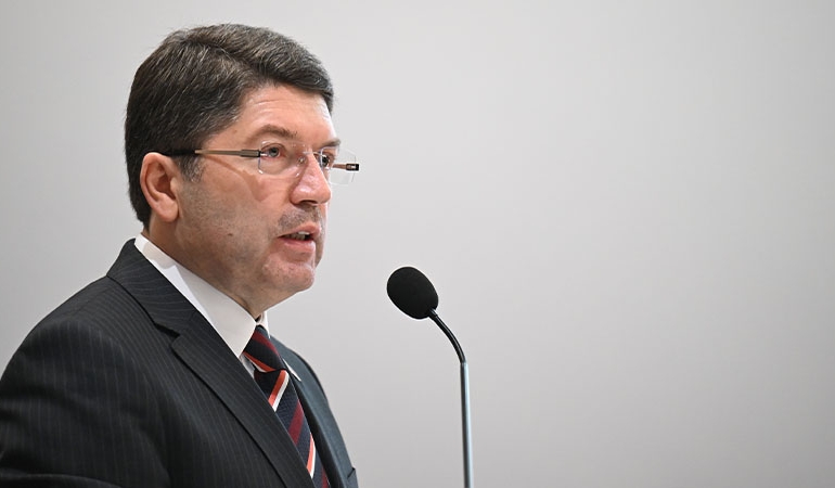 Yargıdaki krizin ardından Adalet Bakanı’ndan ‘yeni anayasa’ çıkışı