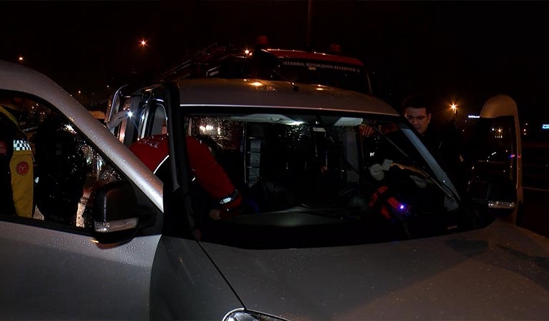 Ataşehir’de park halindeki araçta ceset bulundu
