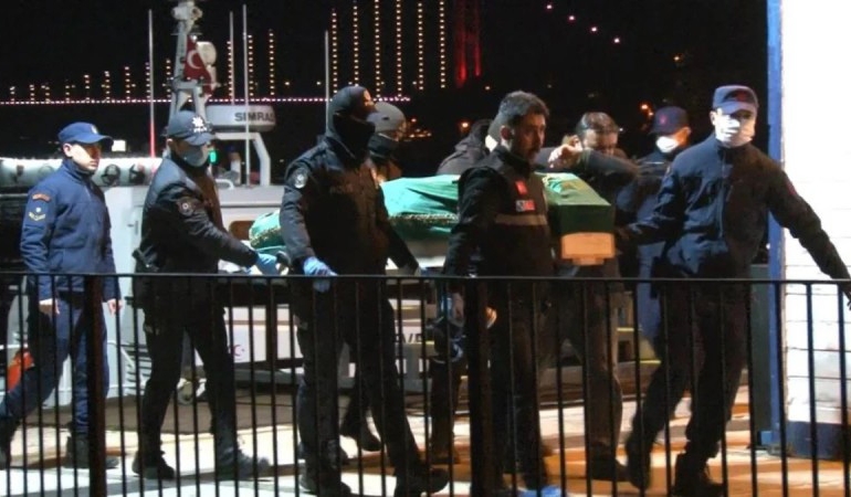 Kız arkadaşını kurtarmak için denize atladı, cesedi 3 ay sonra bulundu