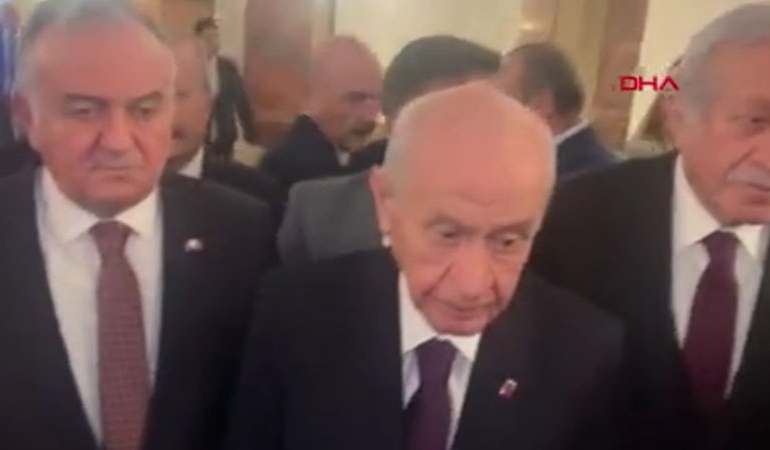 Devlet Bahçeli TBMM’yi terk etti