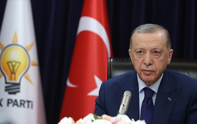 AKP’li Külünk’ten çarpıcı iddia: Cumhurbaşkanının önüne sahte anketler götürdüler