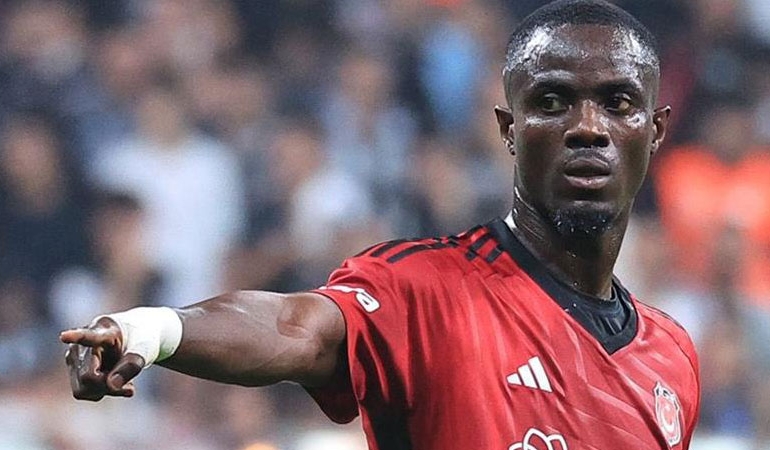 Beşiktaş’ta Eric Bailly’nin sözleşmesi feshedildi