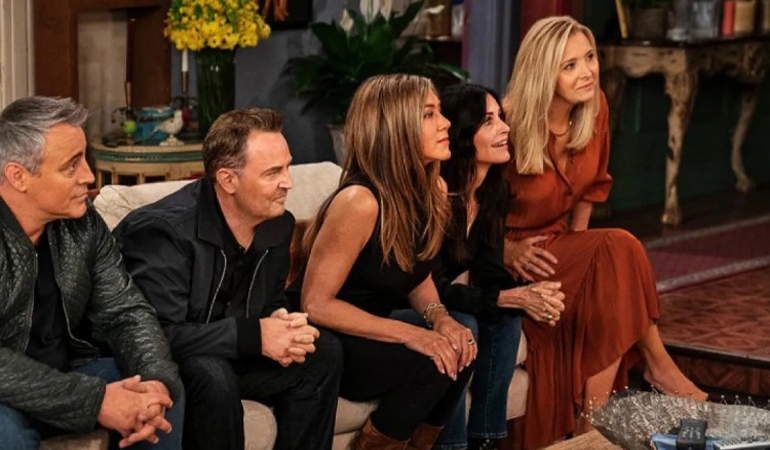 Friends oyuncusu Matthew Perry’nin ölüm nedeni açıklandı