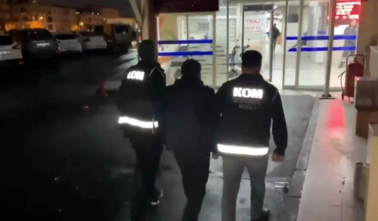 Silah kaçakçılarına operasyon: Binlerce gözaltı