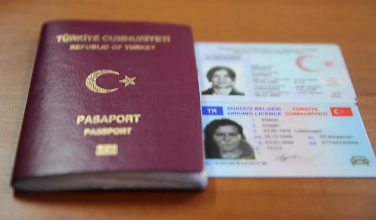 Yeni kimlik, pasaport ve ehliyet fiyatları belli oldu
