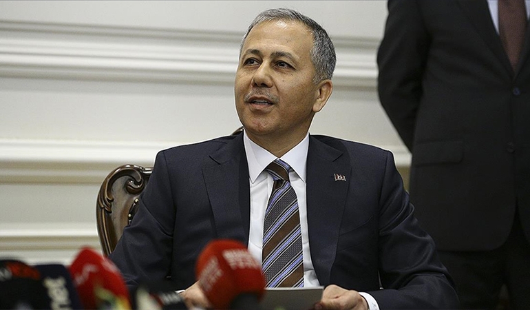 Hastaneden ilk görüntü… Bakan Yerlikaya’dan ‘Halil Umut Meler’ açıklaması