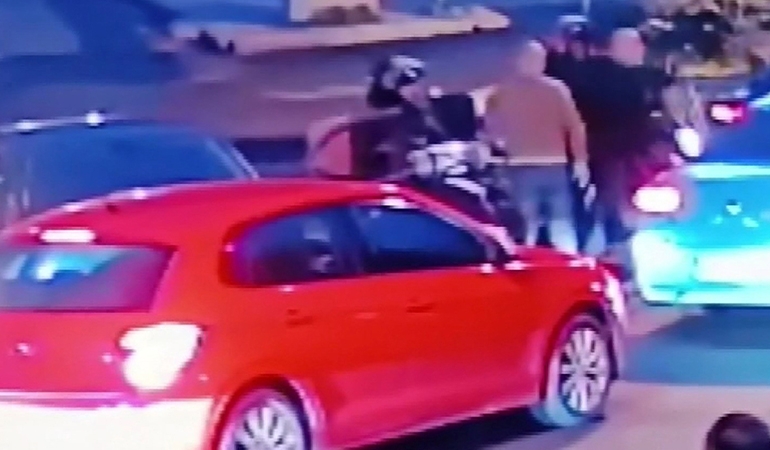 İstanbul’da silahlı ‘yol verme’ tartışması
