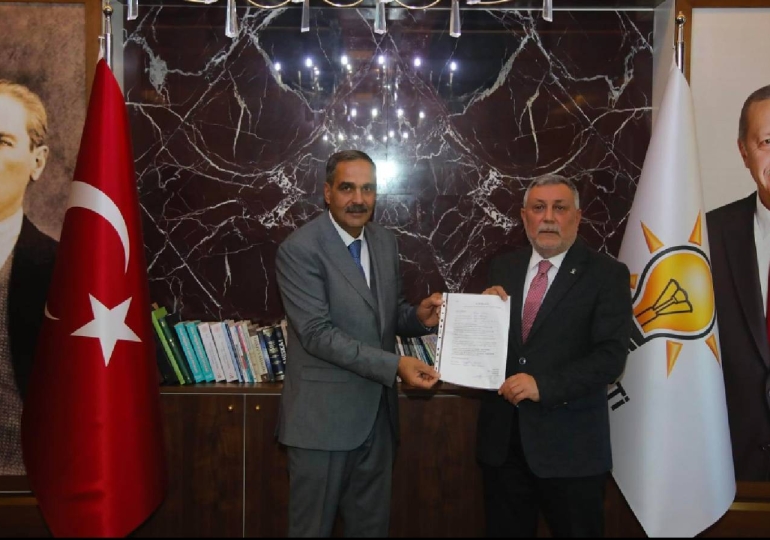 4 parti değiştirdi, yeniden AKP’den aday oldu