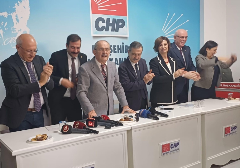 25 yıllık başkanlık dönemi biten Büyükerşen’den CHP’ye eleştiri: Kıskançlıklar, iftiralar…