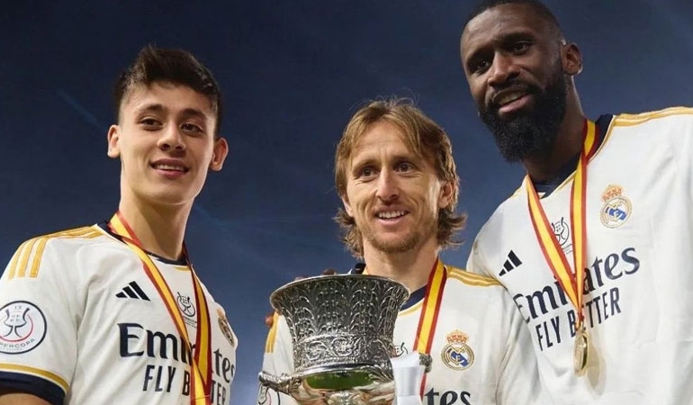 Arda Güler, Real Madrid ile ilk kupasını kazandı