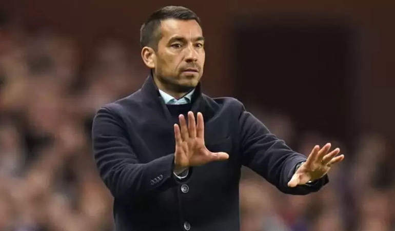 Beşiktaş’a Giovanni Van Bronckhorst aday