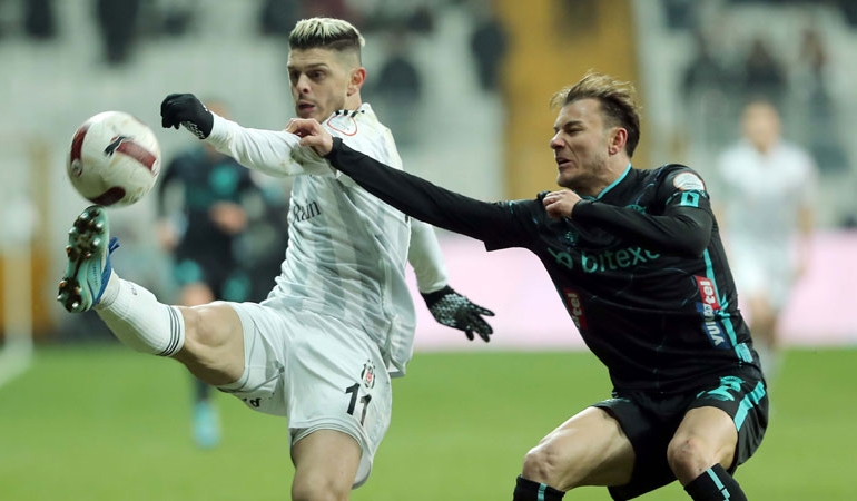 Beşiktaş-Adana Demir maçı sessiz bitti
