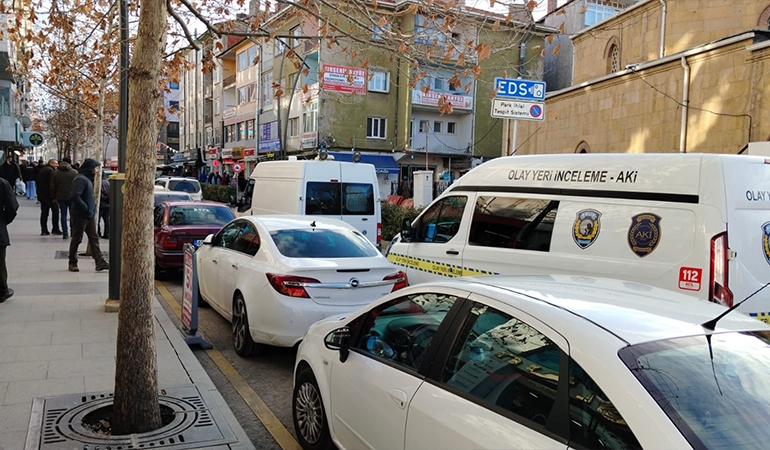 Bankada sırası gecikince bomba ihbarında bulundu