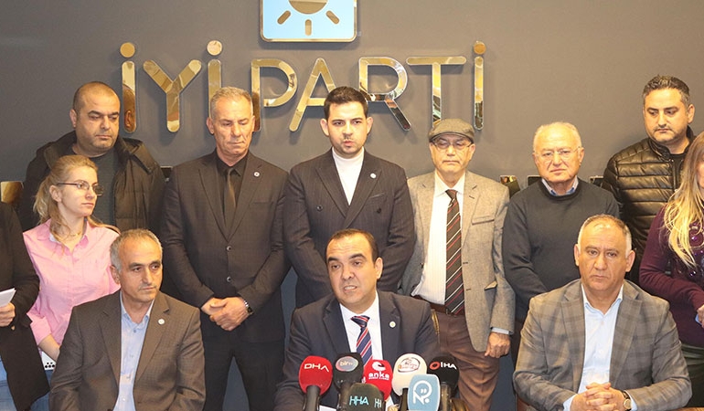 İYİ Parti İzmir’de deprem! İl yönetimi görevden el çektirildi