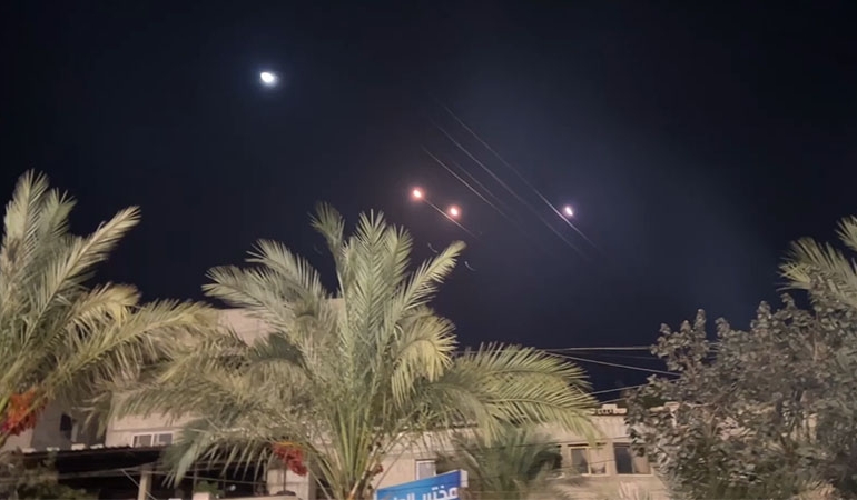 Kassam Tugayları, Tel Aviv’e çok sayıda roket attı