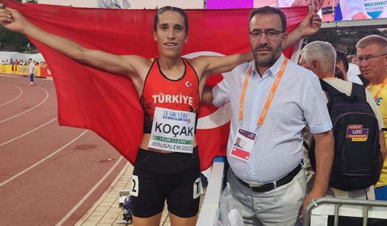 Milli atlet Dilek Koçak’tan altın madalya