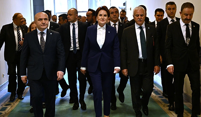 Kapalı toplantıda dikkat çeken sözler… Meral Akşener AKP ile anlaştı mı?