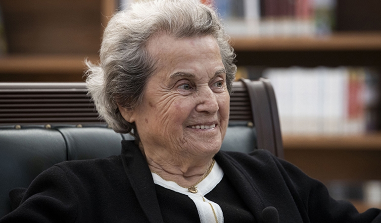 Türk edebiyatının ‘Mona Roza’sı 70 yıl sonra sessizliğini bozdu