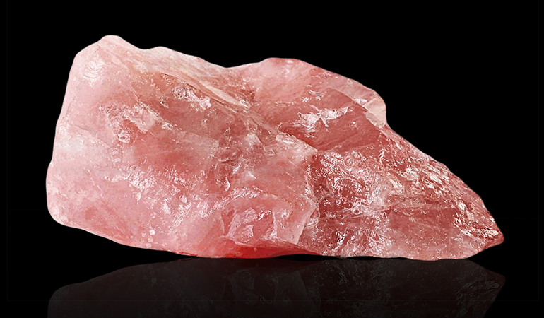 Pembe kuvars taşının mutlaka bilinmesi gereken özellikleri