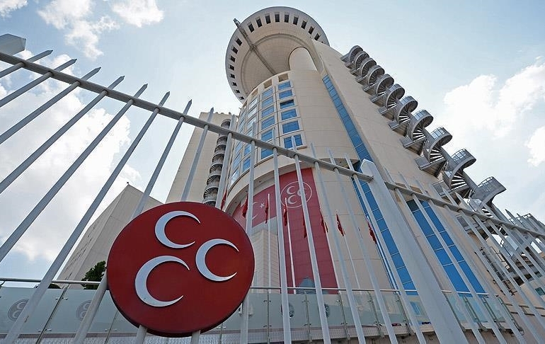 MHP, teşkilatını feshetti: ‘Parti tüzüğüne aykırı’