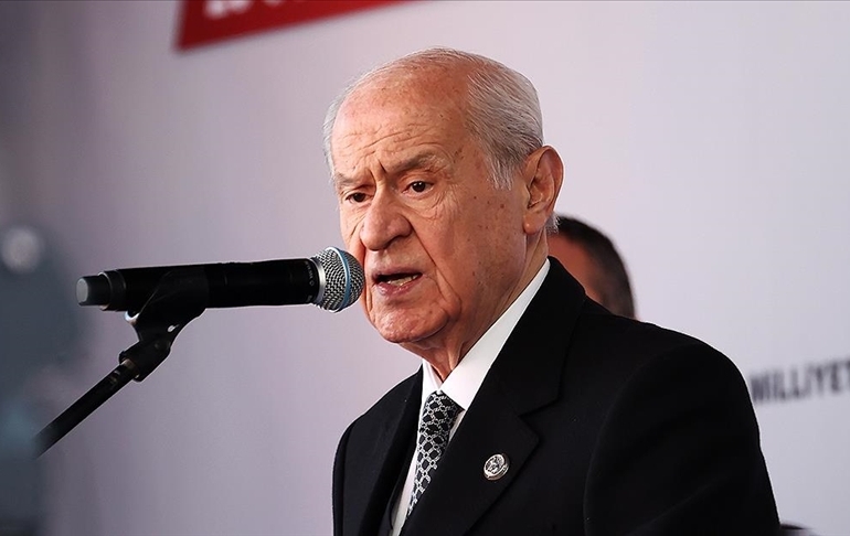 MHP’den ilk miting… Bahçeli: Yıkım belediyeciliğinin 63 günü kaldı