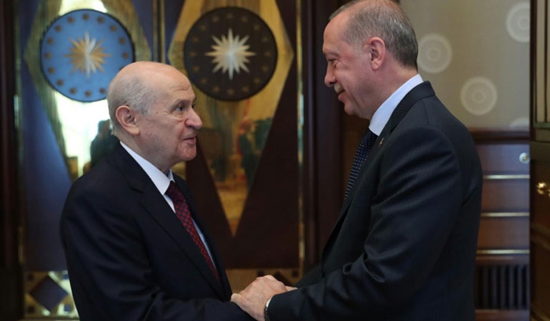 Bahçeli’den Erdoğan’a yaşı kadar gül: ‘Nezaketini yine gösterdi’