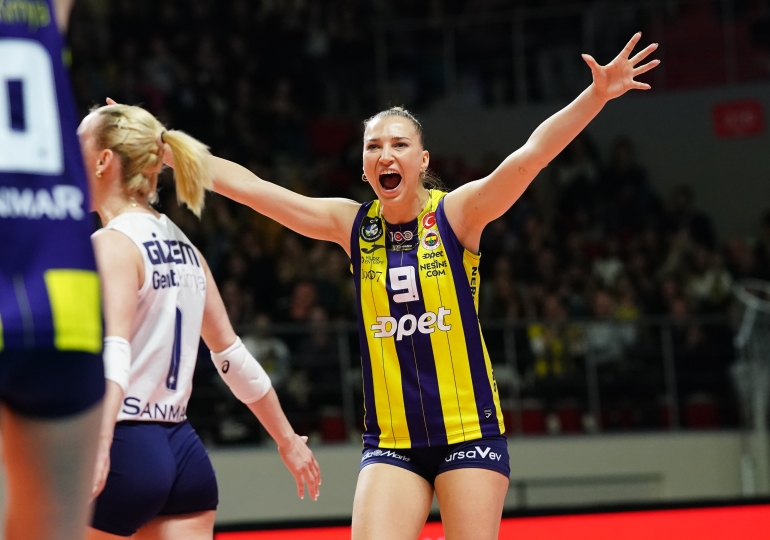 Fenerbahçe Opet, CEV Şampiyonlar Ligi’nde yarı finalde