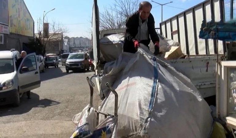 Kağıt toplayıcılığı yaptığı kente belediye başkan adayı oldu