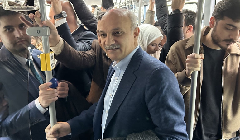 aydinone