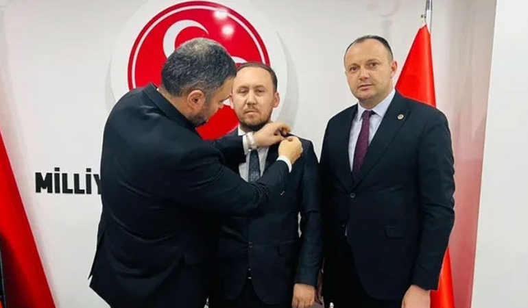 Gelecek Partisi’nde toplu istifa: MHP’ye geçtiler